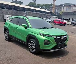 FRONX GX AT Rp 295.280.000
